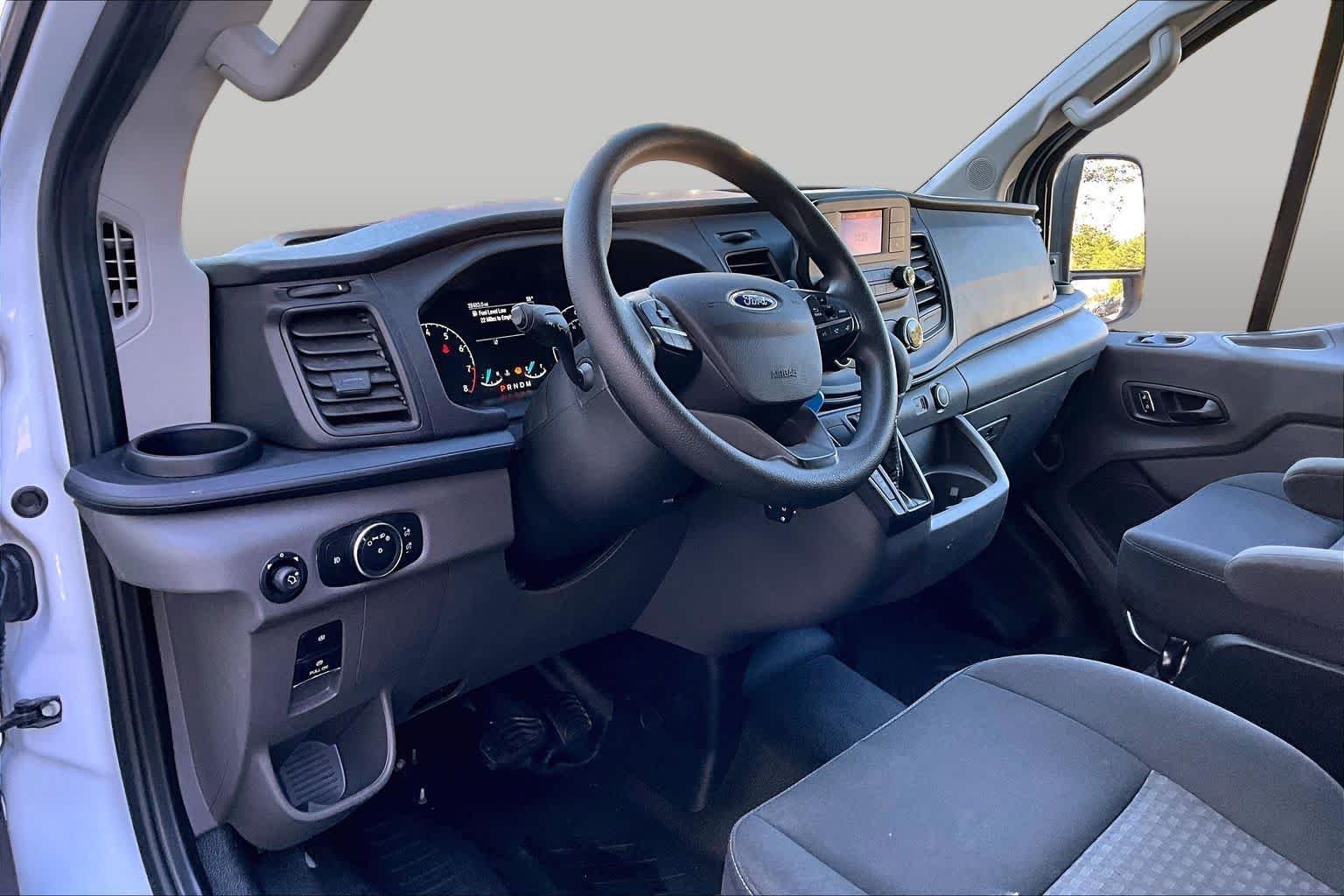 Used 2023 Oxford White Ford  image 16