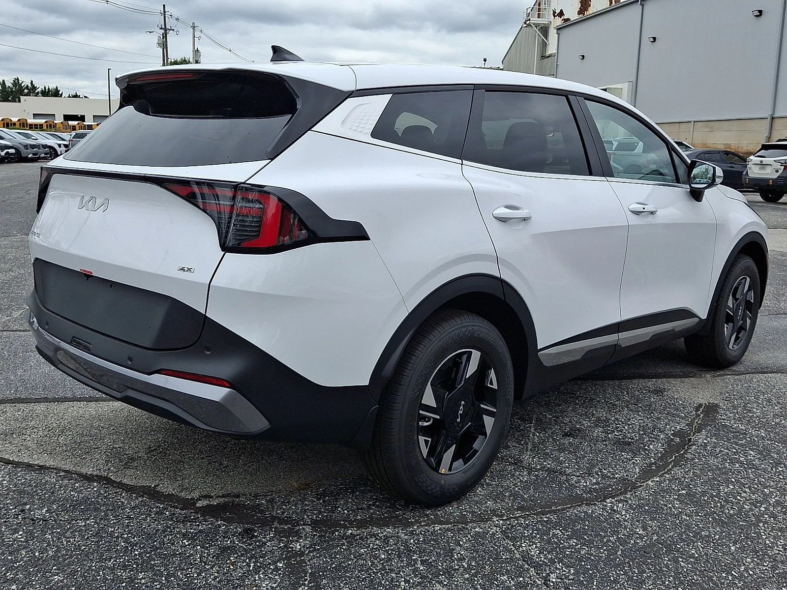 New 2027 White Kia LX image 7