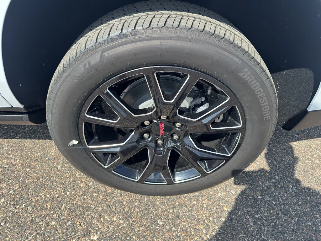 New 2026 Glacier White Tricoat GMC Denali image 33