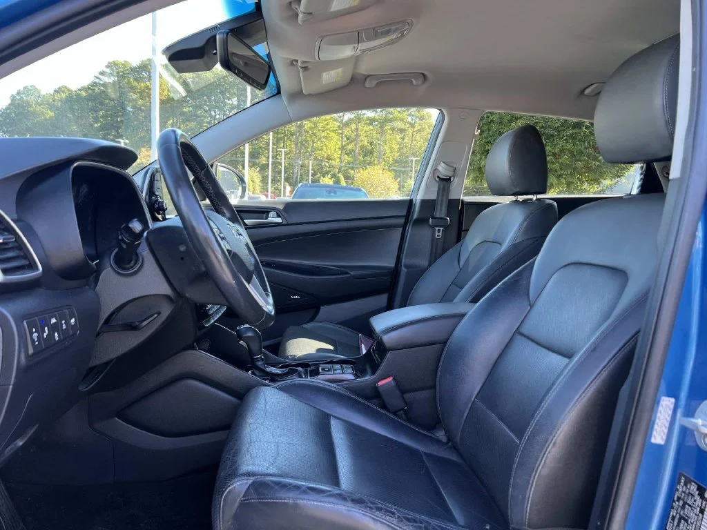Used 2020 Blue Hyundai Limited image 25