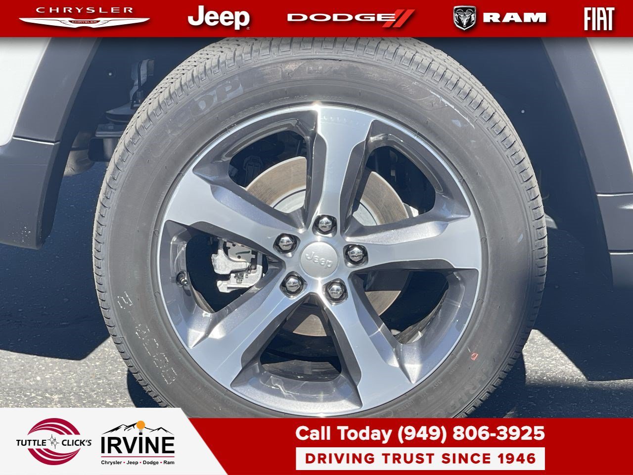New 2026 Bright White Clear-Coat Exterior Paint Jeep Limited image 11