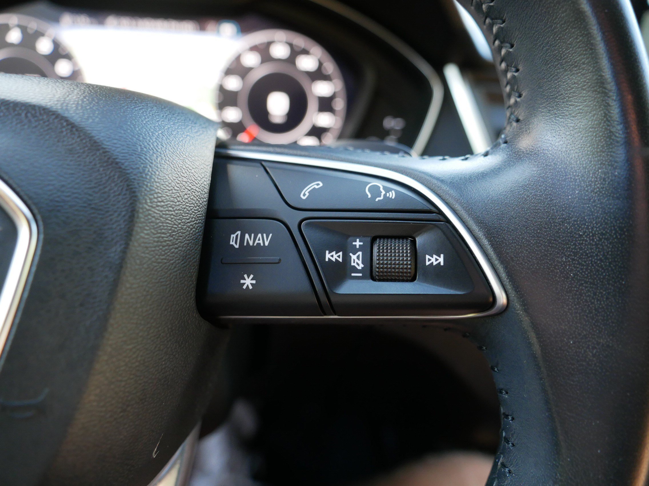 Used 2018 Black Audi Premium image 29