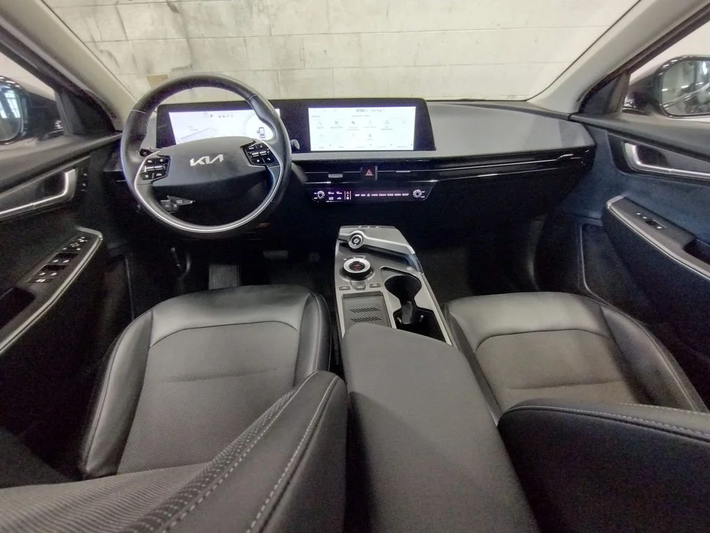 Used 2024 Gray Kia Light image 39
