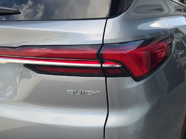 2025 Buick Enclave Preferred - Photo 8