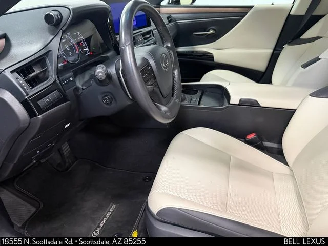 Certified Used 2024  Lexus 350 image 15