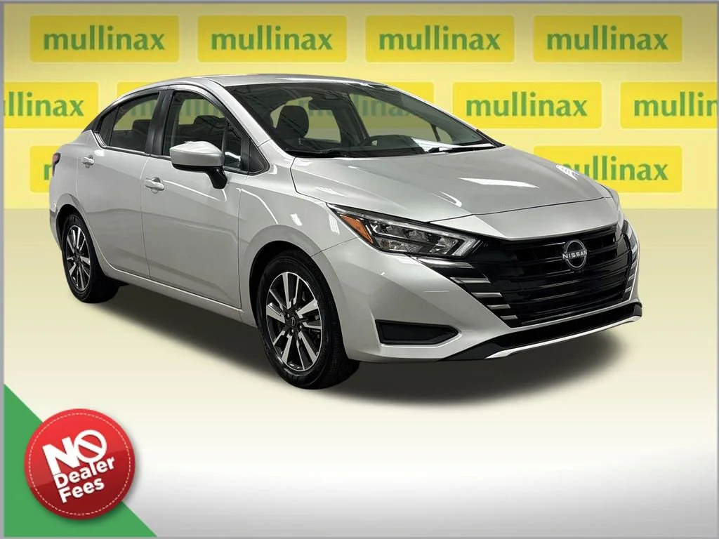 2025 Nissan Versa 1.6 SV CVT's photo