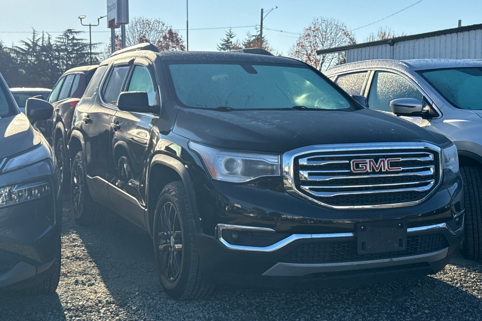 Used 2019 Ebony Twilight Metallic GMC SLT image 2