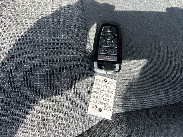 New 2027 Marsh Gray Metallic Ford F-250® XLT image 28