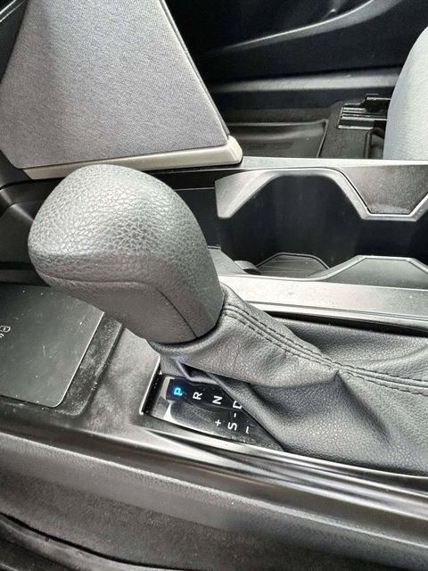 Certified Used 2025  Toyota LE image 23