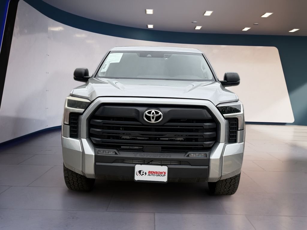Used 2022 Silver Toyota SR5 image 8