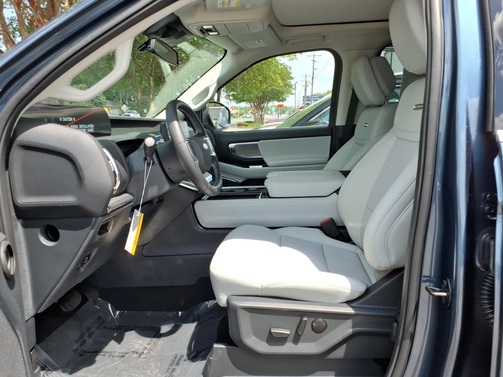 New 2027 Nocturnal Blue Metallic Ford MAX Platinum image 9