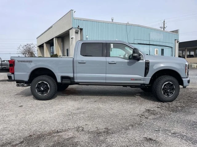 New 2026 Glacier Gray Metallic Tri-Coat Ford F-350® Platinum® image 2