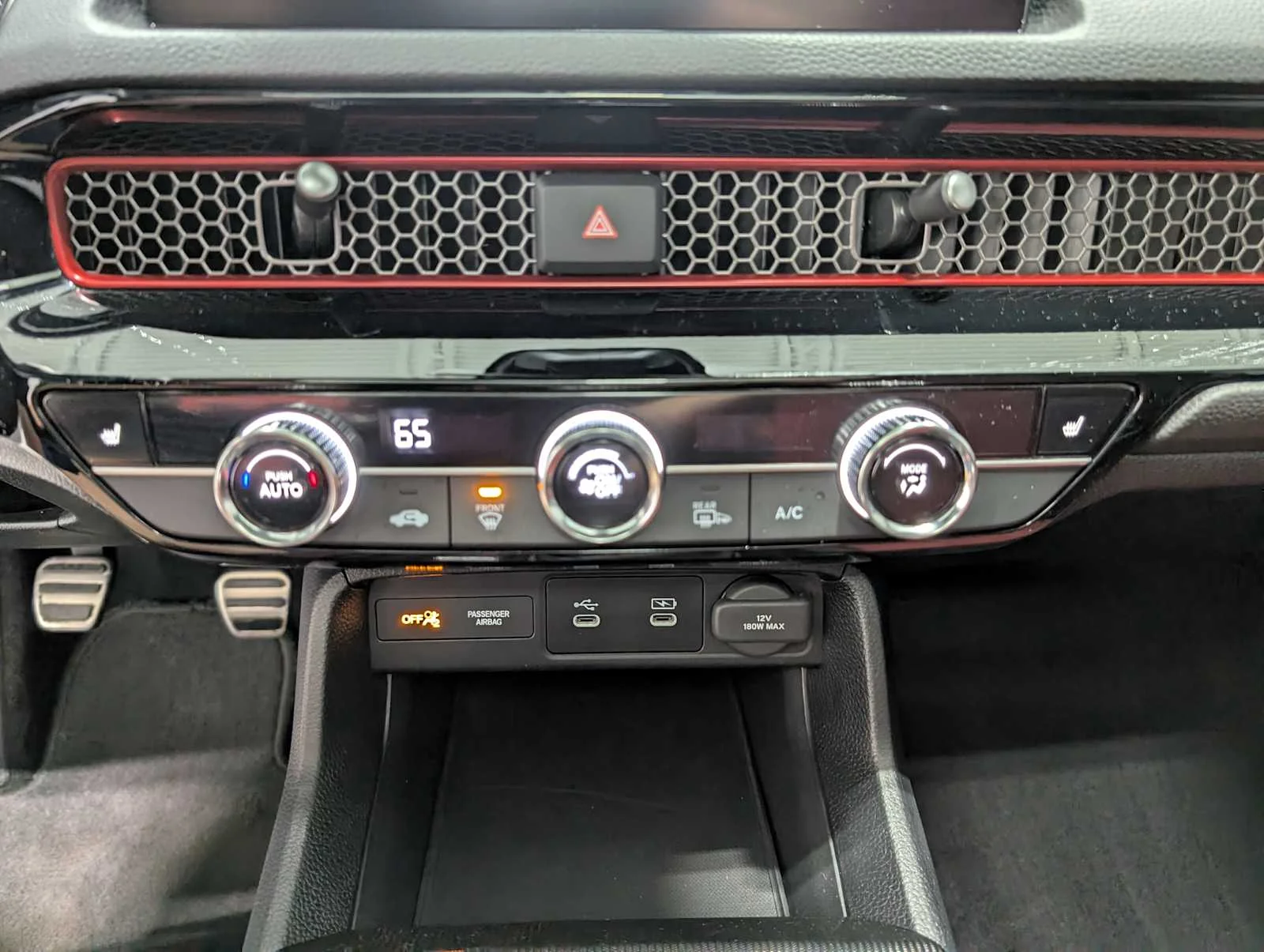 2025 Honda Civic Si - Photo 28