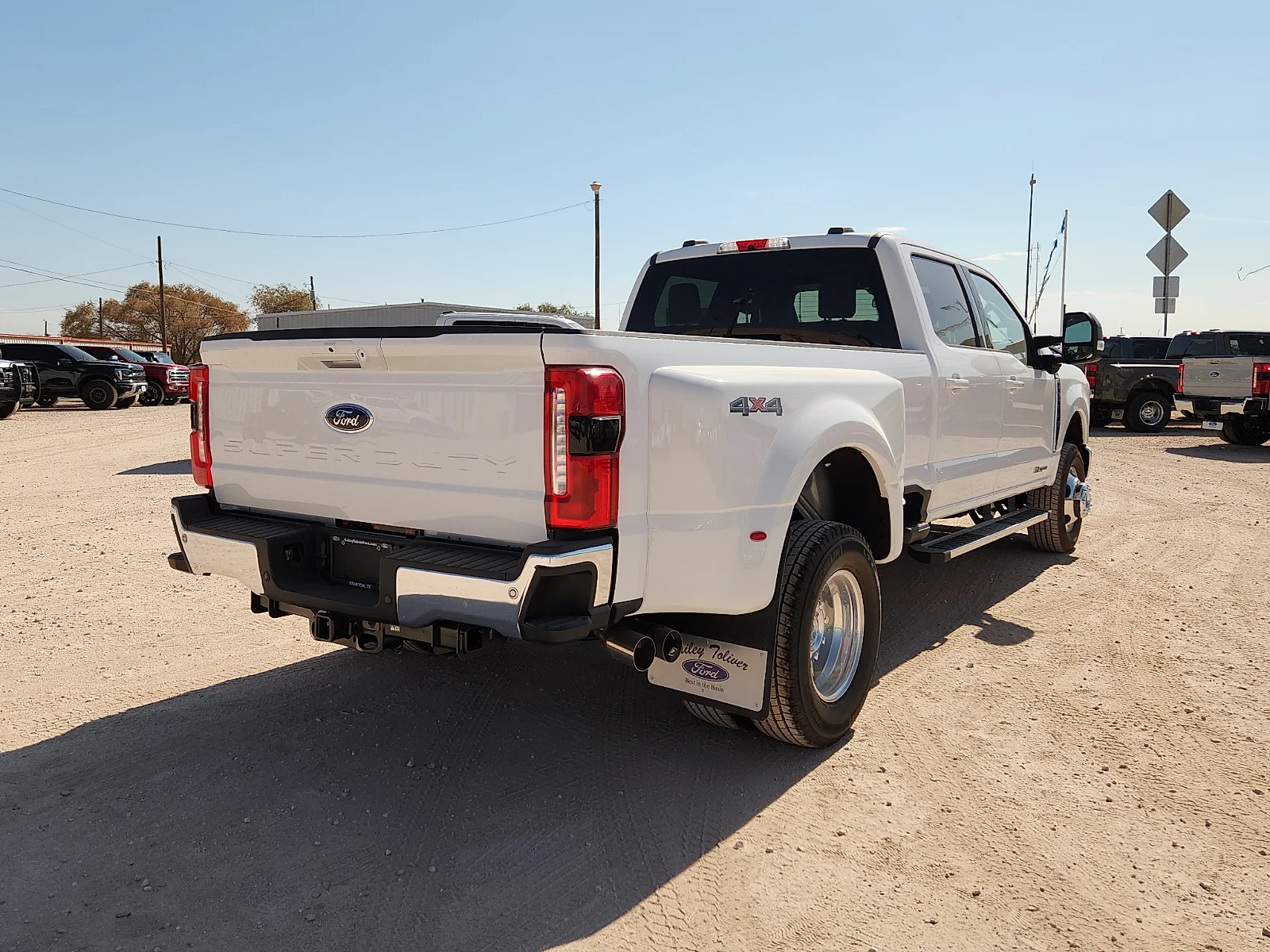 New 2026 Oxford White Ford Lariat image 7