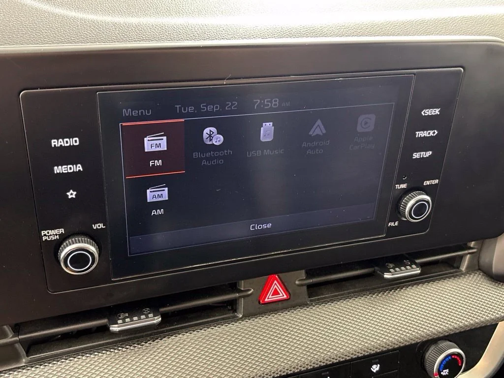 Used 2024 White Kia LX image 29
