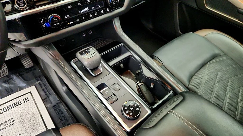 Used 2024 Boulder Gray Pearl Nissan Platinum 4WD image 17