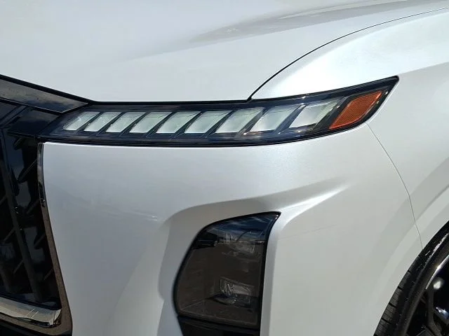 New 2026 2T RADIANT WHIT INFINITI Sport 4WD image 8