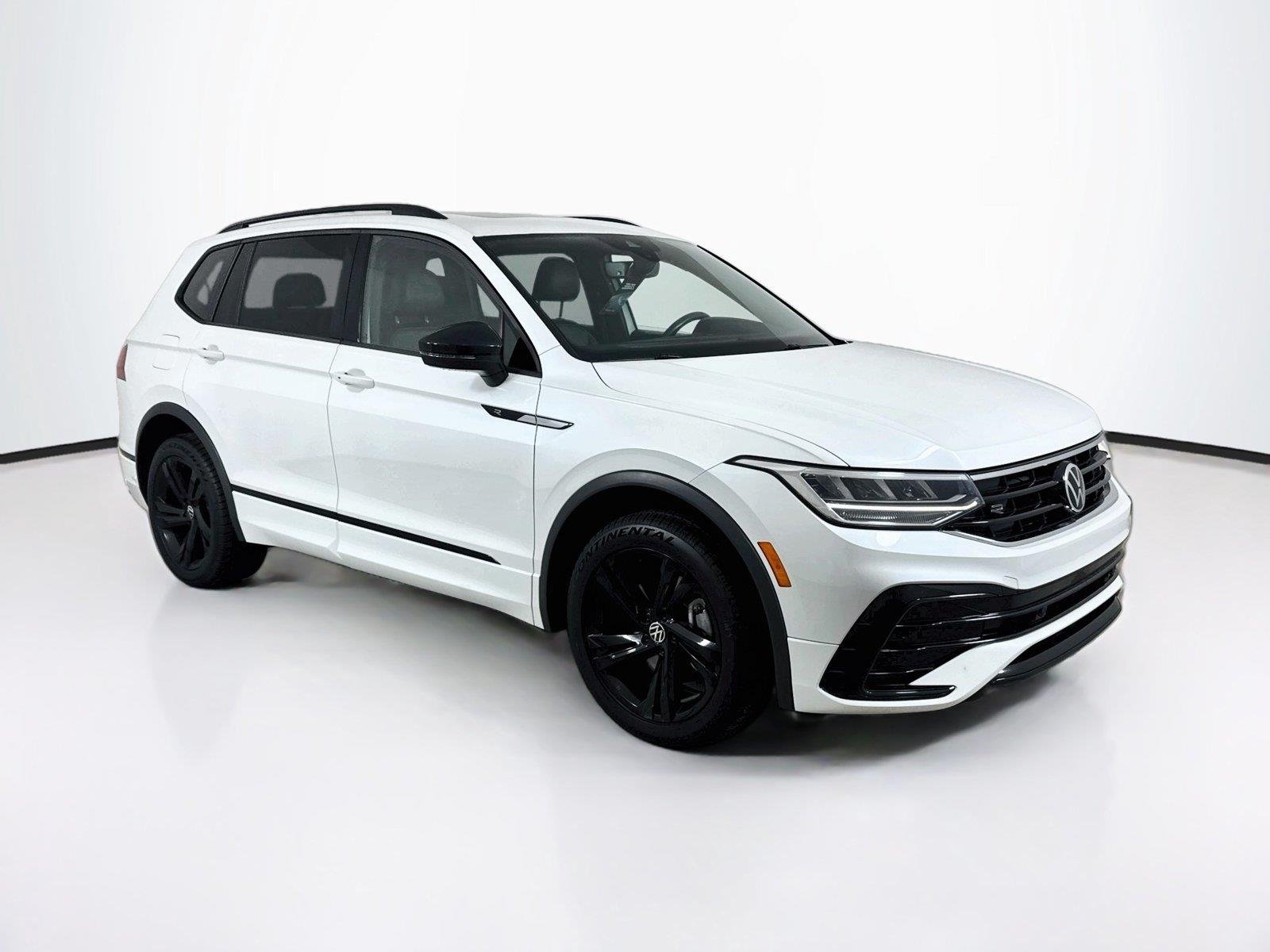 Used 2023 Opal White Pearl Volkswagen SE R-Line Black image 6