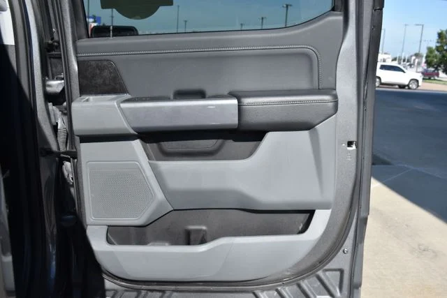 Used 2023 Gray Ford XLT image 19