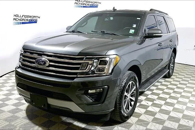 Certified Used 2021 Magnetic Ford XLT image 28