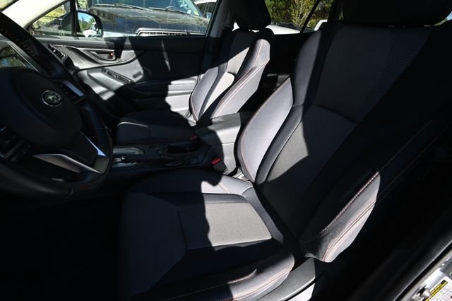 Used 2018 Silver Subaru 2.0i Premium image 9