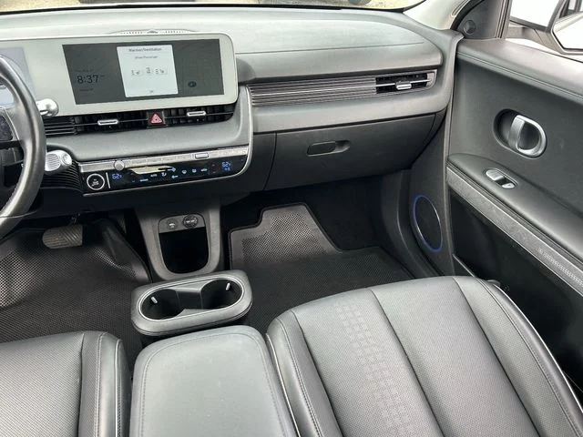 Used 2023 Atlas White Hyundai SEL image 17