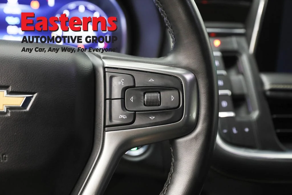 Used 2023 Green Chevrolet Premier image 16
