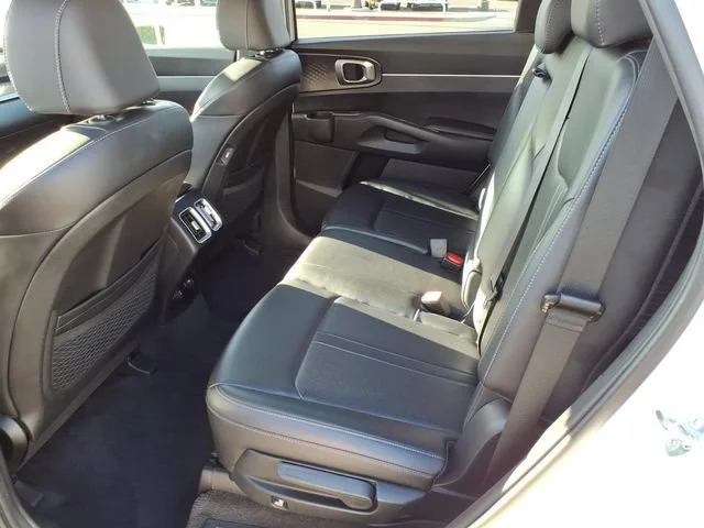 Used 2023 White Kia S image 10