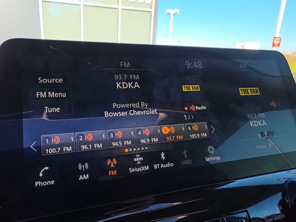 Used 2021 Aspen White Tricoat Nissan SL image 34