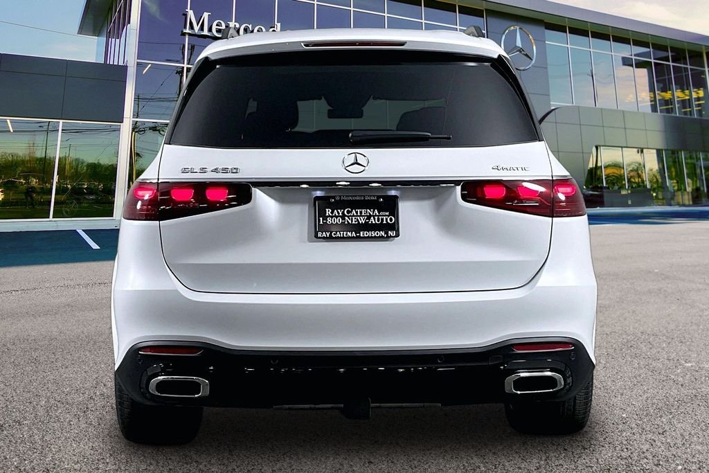 New 2026 MANUFAKTUR Moonlight White Magno Mercedes-Benz GLS 450 image 4