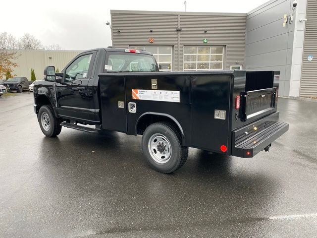 New 2026 Agate Black Metallic Ford XL image 13