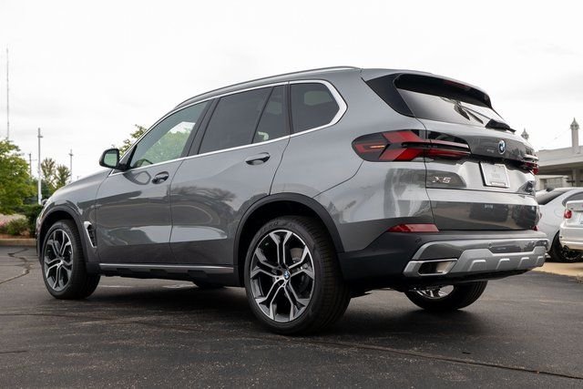 2026 BMW X5 40i - Photo 3