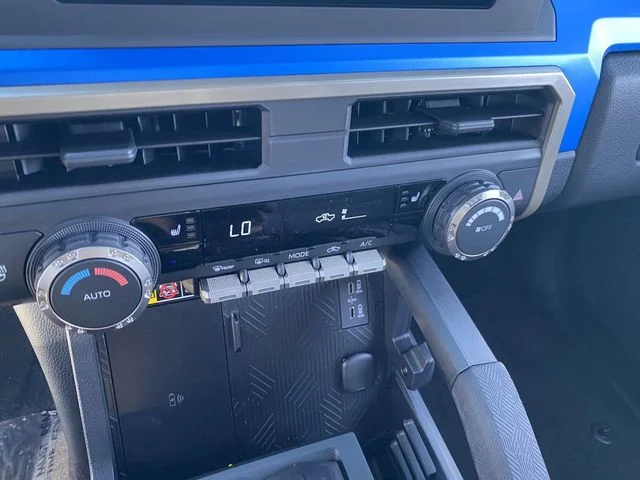 2025 Toyota Tacoma TRD Off Road - Photo 20