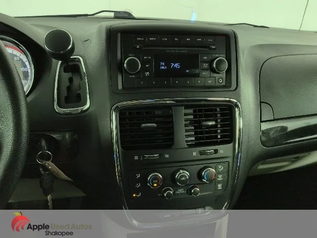 Used 2016 Beige Dodge SXT image 20