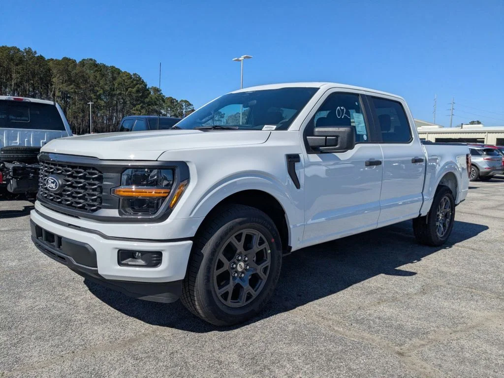 New 2026 Oxford White Ford STX image 8