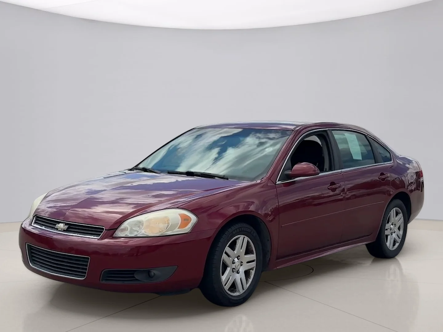 Used 2010 Red Chevrolet LT image 1