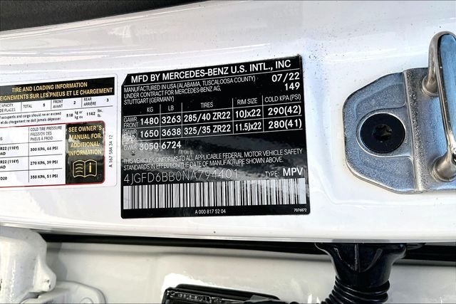 Certified Used 2022 White Mercedes-Benz GLE 53 AMG® image 30