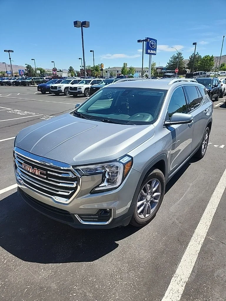 2023 GMC Terrain SLT AWD's photo