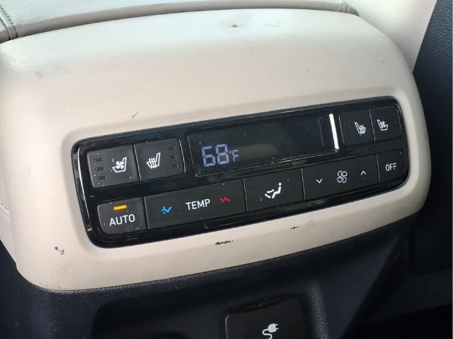 Used 2024  Hyundai Calligraphy image 21