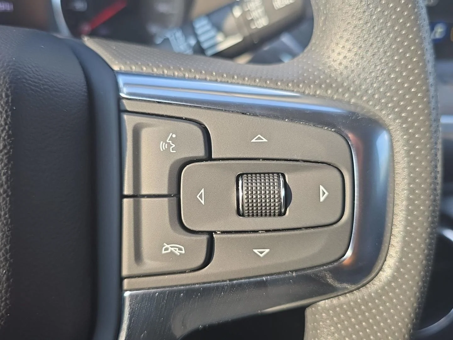 Used 2024 Black Chevrolet LT image 13