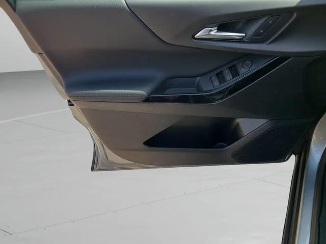 New 2027 Sterling Gray Metallic Chevrolet LT image 17