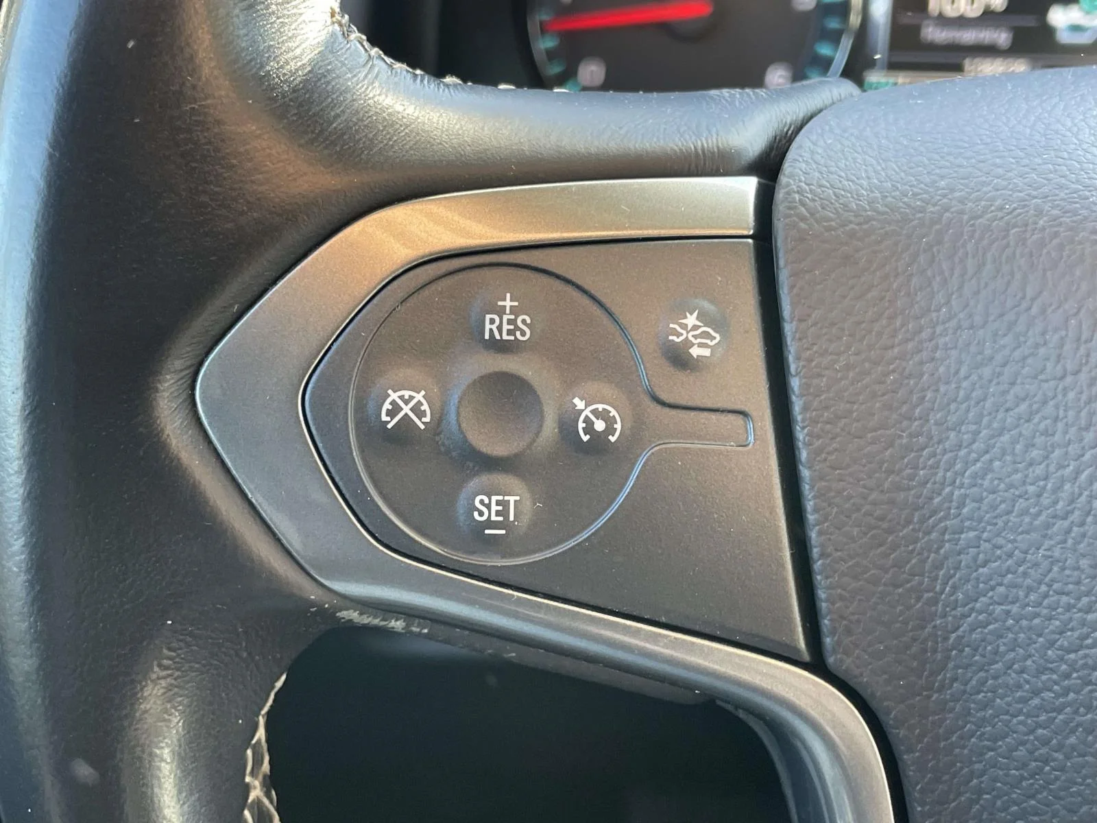 Used 2016 Summit White Chevrolet LT image 10