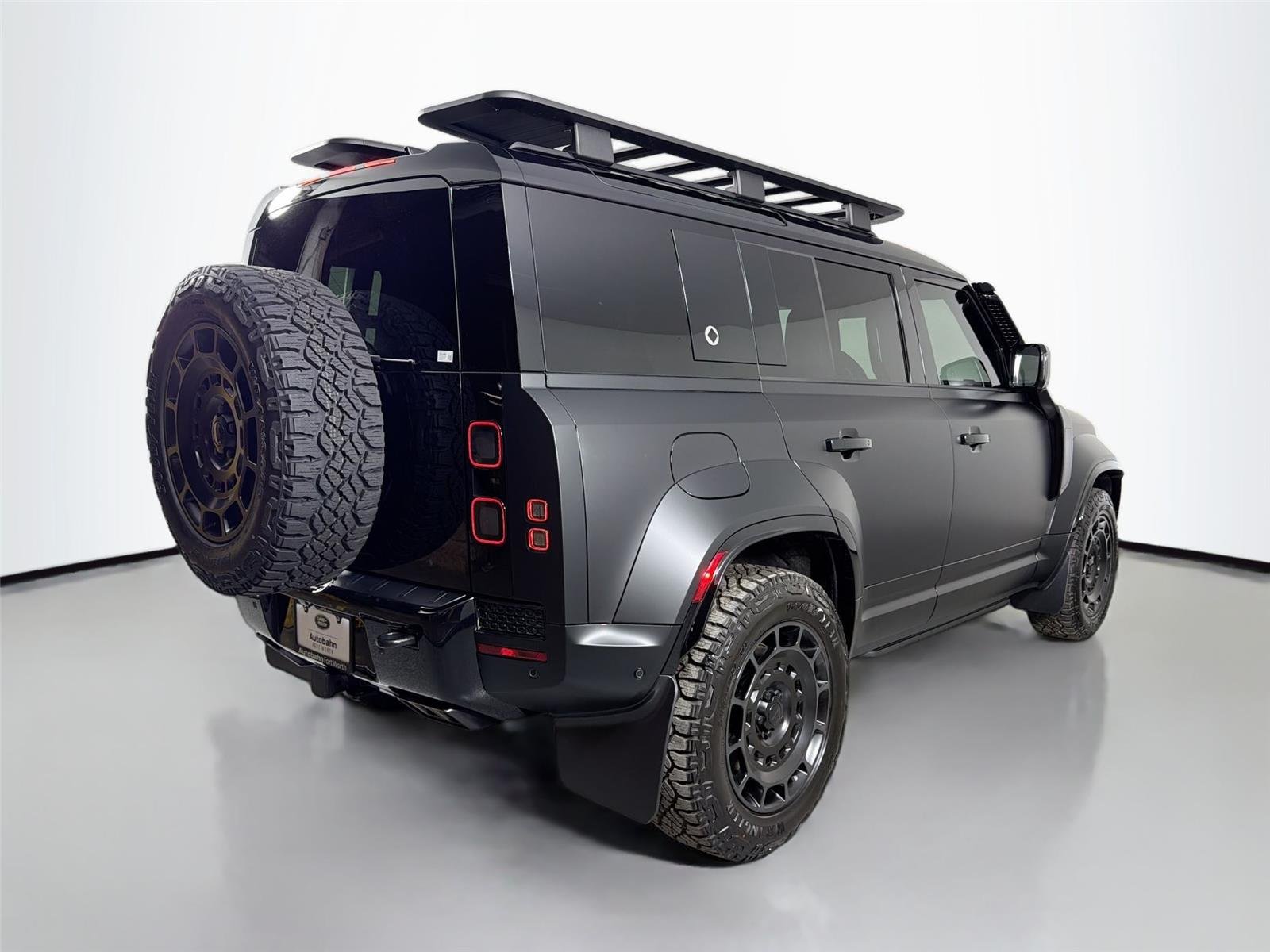 New 2026 Narvik Black LAND ROVER OCTA image 5