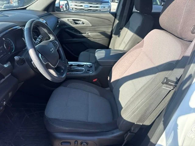 Used 2023 White Chevrolet LT image 11