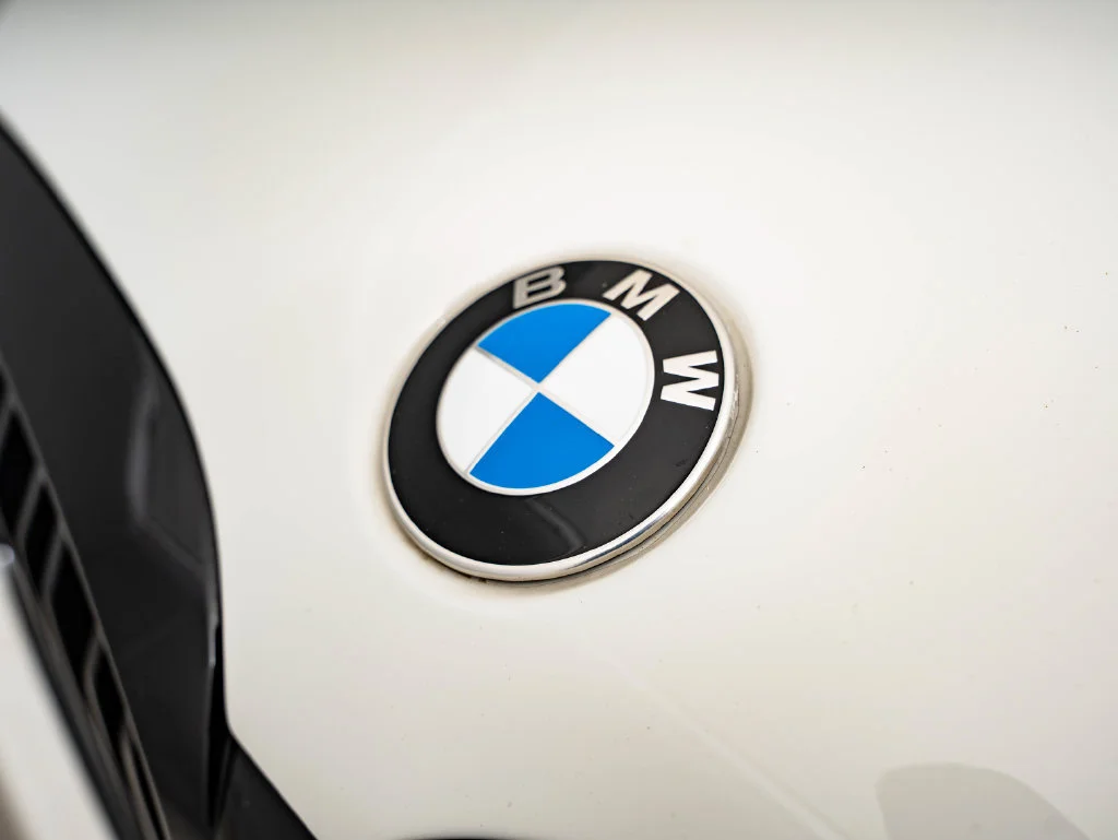 Used 2024 Alpine White BMW  image 3