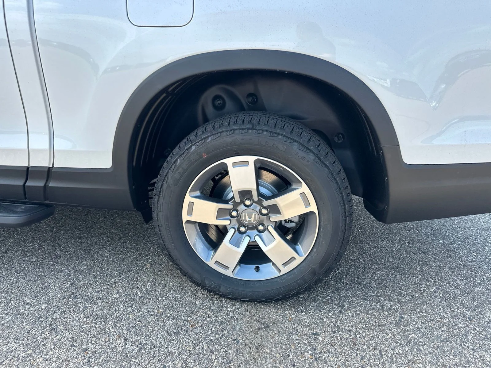 New 2026 Platinum White Pearl Honda RTL image 9