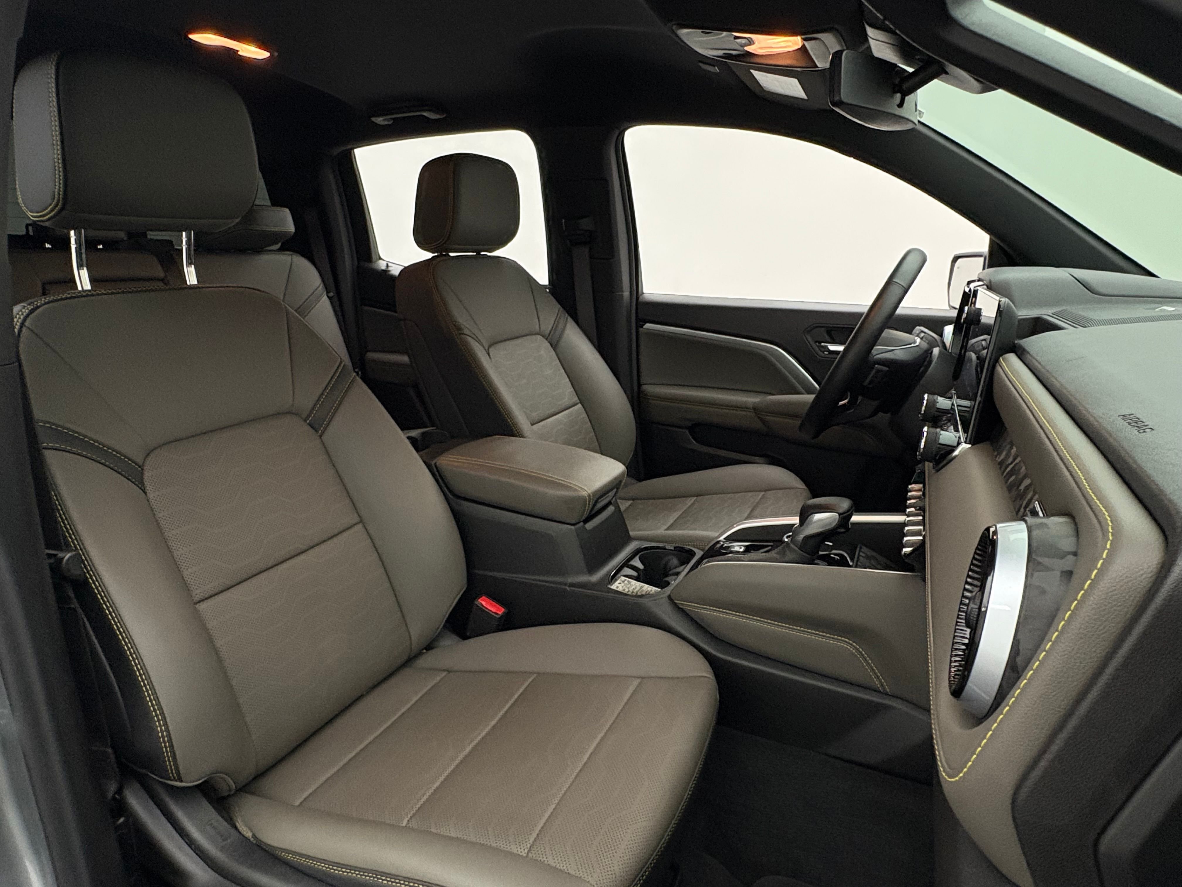 Used 2025 Sterling Gray Metallic Chevrolet ZR2 image 34