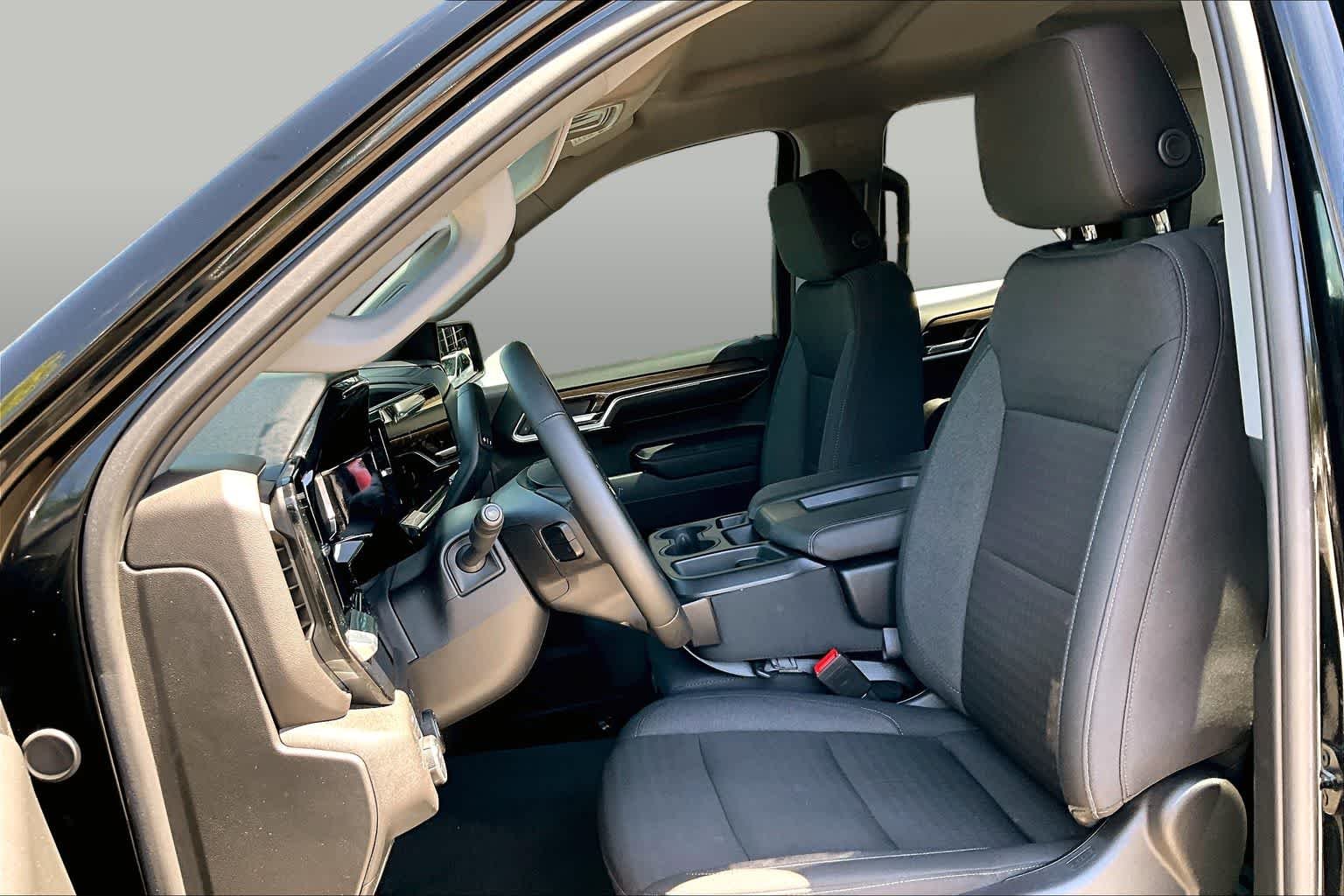 Used 2024 Black Chevrolet LT image 8