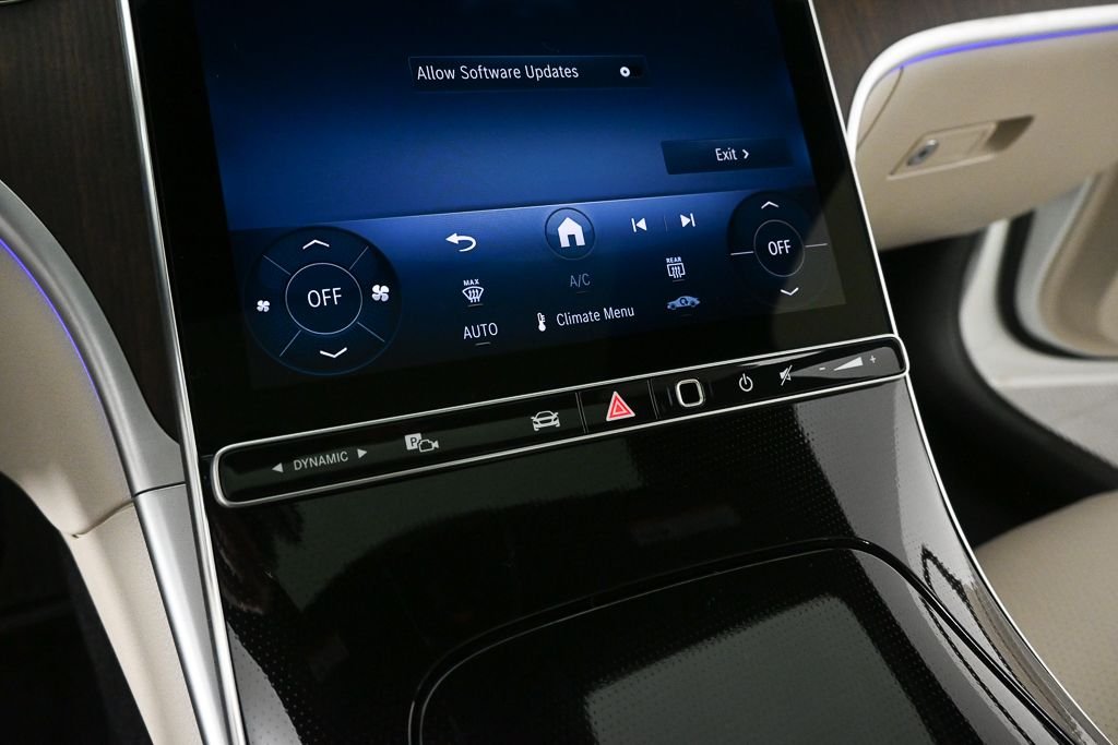 New 2026 Polar White Mercedes-Benz C 300 image 14