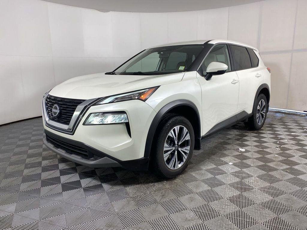Used 2023 Pearl White Nissan SV image 3